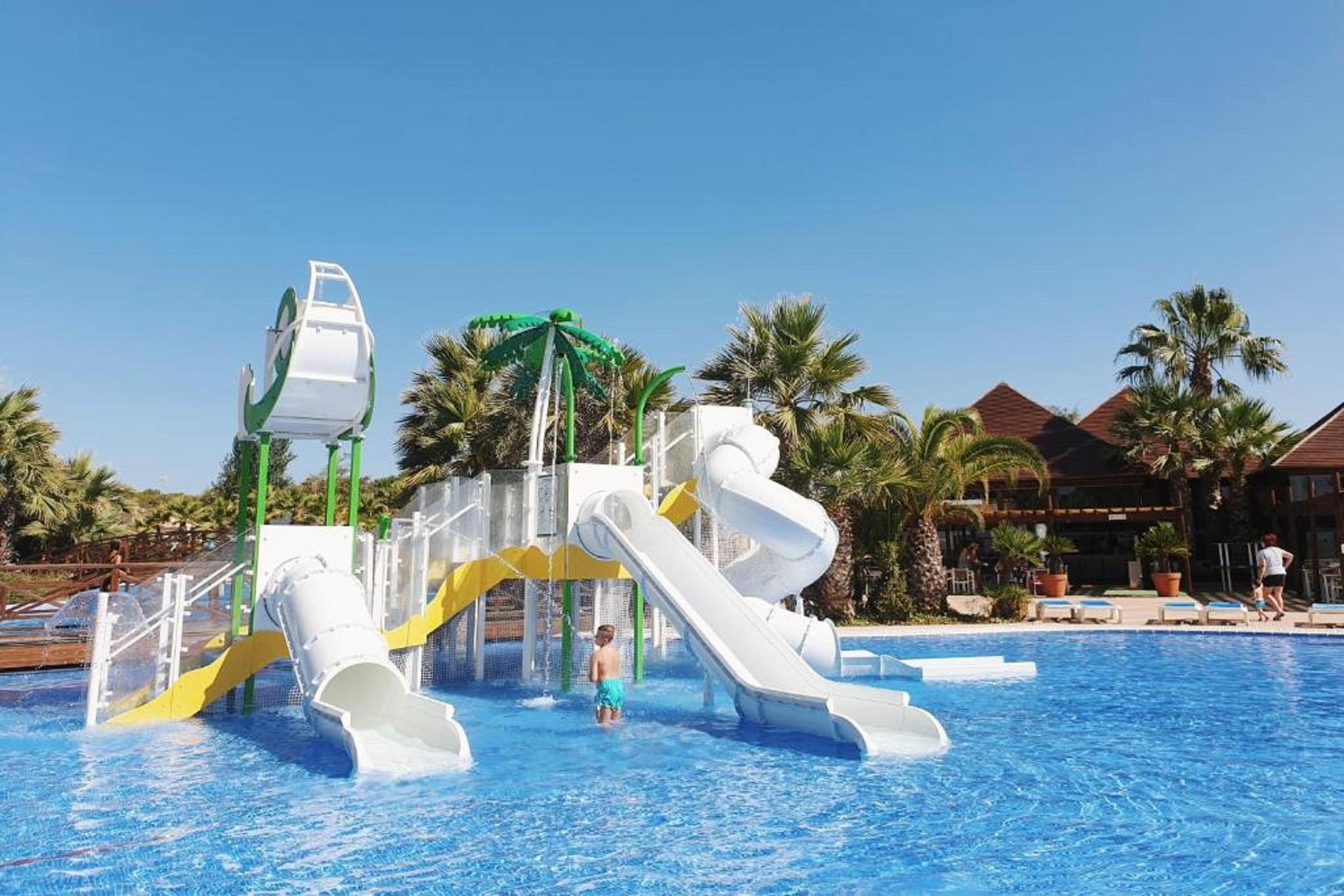 Camping Estival Torre De La Mora Тамарит Экстерьер фото