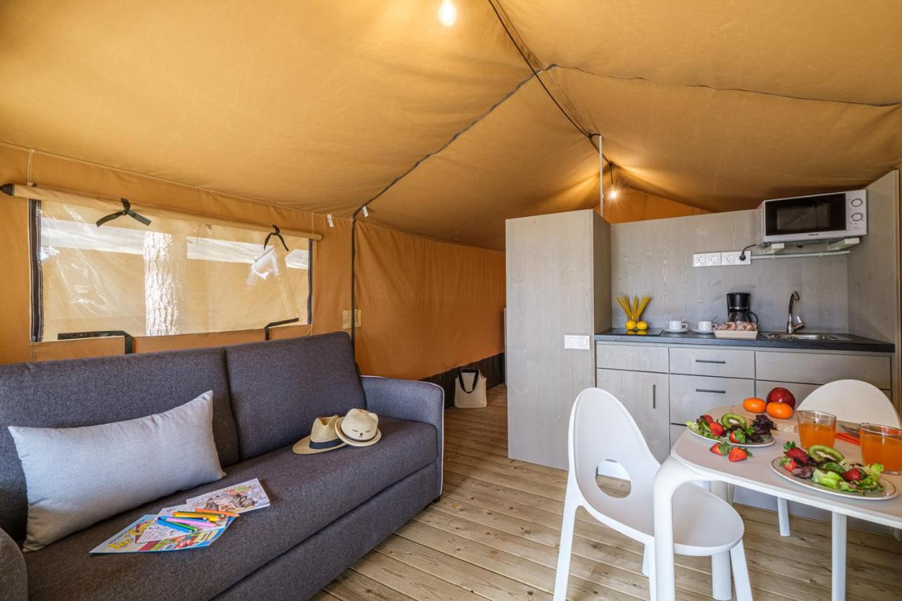 Camping Estival Torre De La Mora Тамарит Экстерьер фото