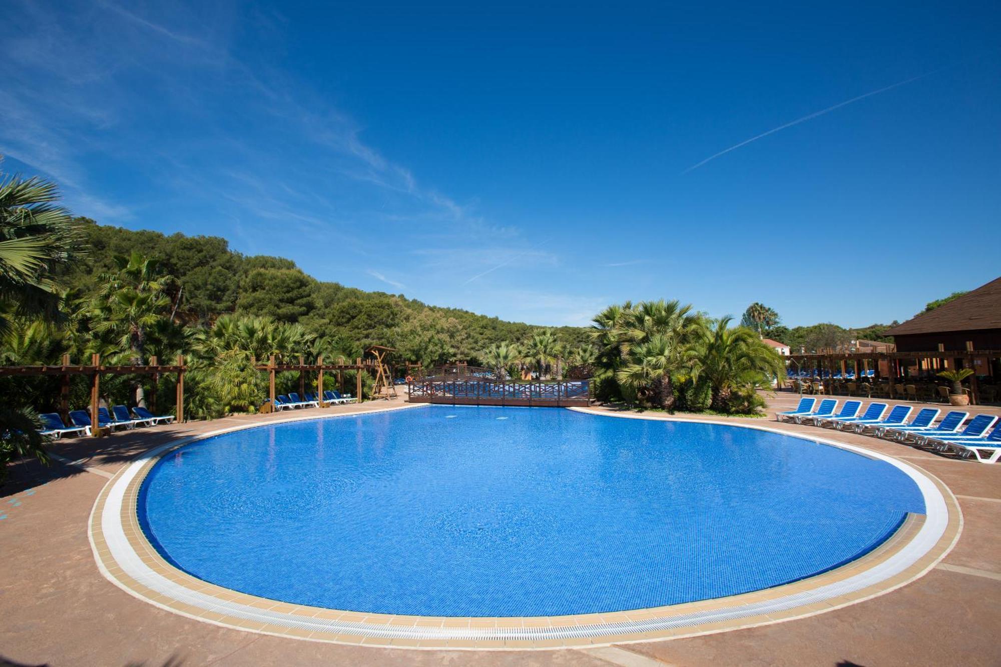 Camping Estival Torre De La Mora Тамарит Экстерьер фото