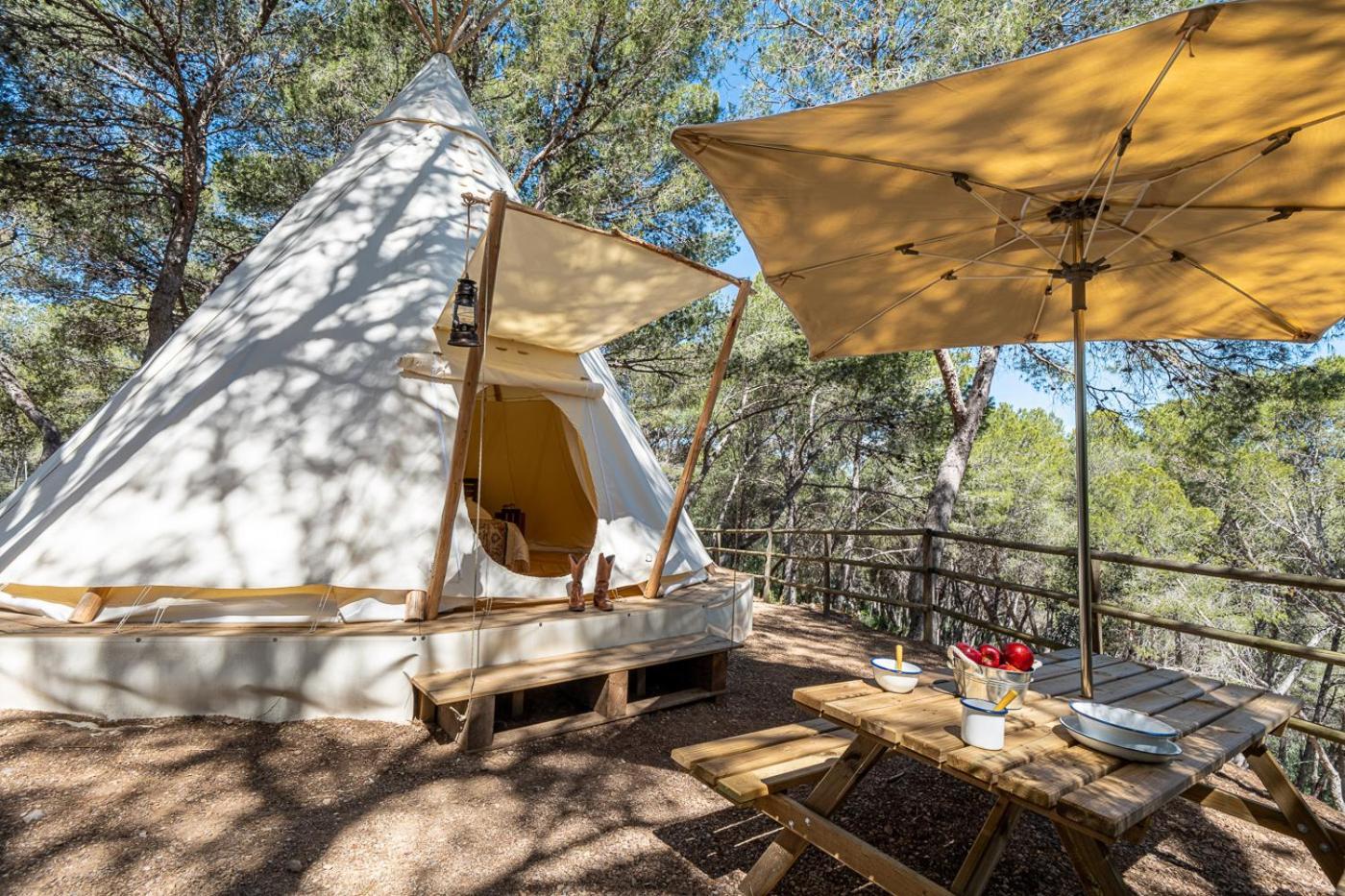 Camping Estival Torre De La Mora Тамарит Экстерьер фото