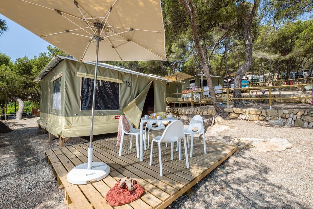 Camping Estival Torre De La Mora Тамарит Экстерьер фото